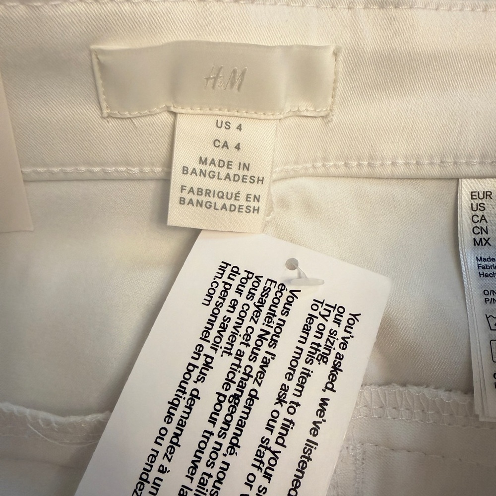 NWT H&M Women’s Size 4 Super Stretch White Pants Split Cuff Side Zip - Picture 2 of 11